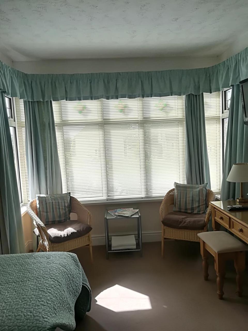Beech Lodge Guest House New Milton Exterior foto