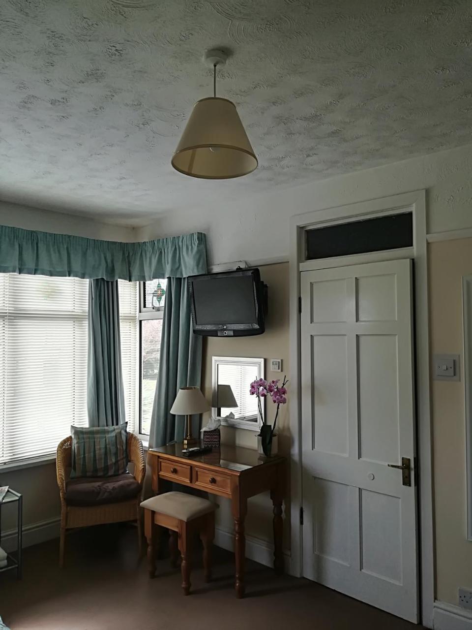 Beech Lodge Guest House New Milton Exterior foto
